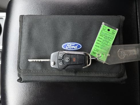 Used 2019 Ford F150 XLT w/ Equipment Group 302A Luxury image 19