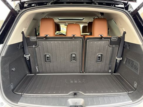 New 2025 Nissan Pathfinder Platinum w/ Cargo Package image 35