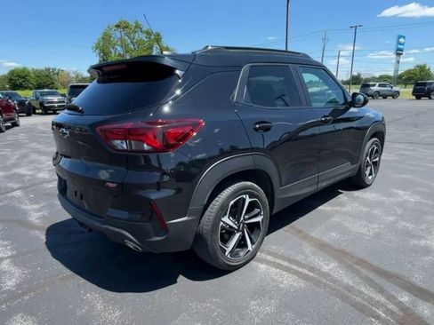 Used 2023 Chevrolet TrailBlazer RS w/ Sun and Liftgate Package AWD/4WD image 8