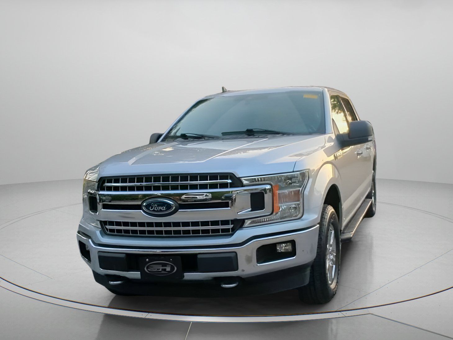 Used 2019 Ford F150 XLT w/ Equipment Group 302A Luxury AWD/4WD image 10