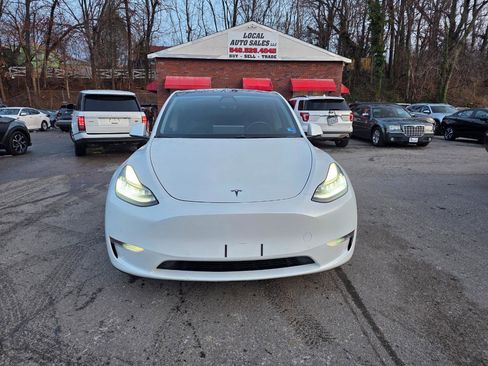 Used 2020 Tesla Model Y Long Range image 2
