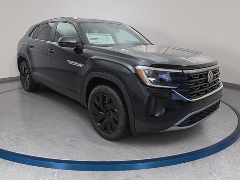 New 2026 Volkswagen Atlas Cross Sport SE FWD image 3