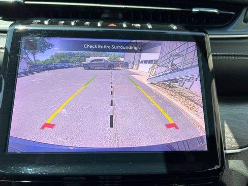 Used 2023 Jeep Grand Cherokee Limited AWD/4WD image 21