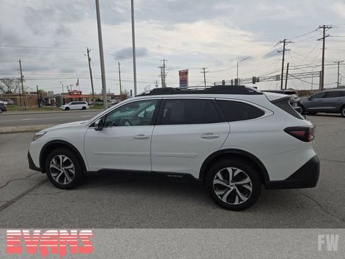 Used 2022 Subaru Outback Touring AWD/4WD image 27