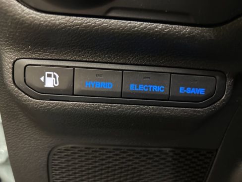 Used 2023 Jeep Wrangler Unlimited Sahara w/ Cold Weather Group image 26