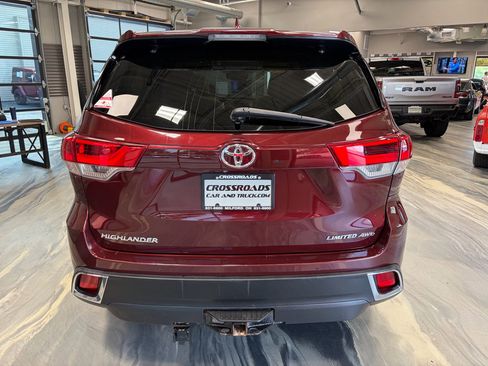 Used 2018 Toyota Highlander Limited AWD/4WD image 37