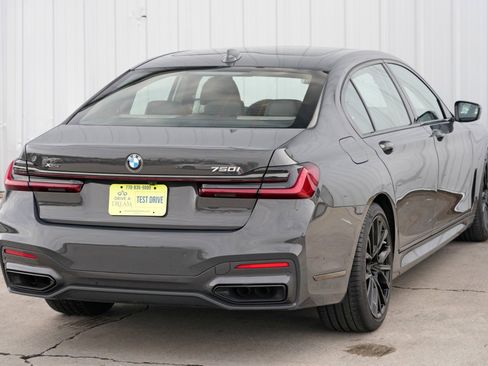 Used 2022 BMW 750i xDrive w/ Executive Package image 58