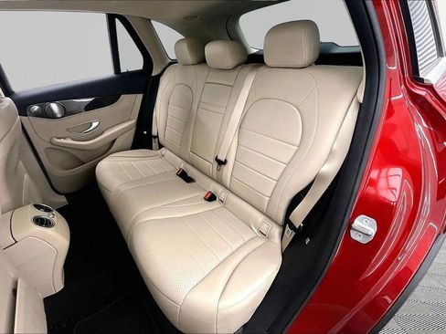 Used 2017 Mercedes-Benz GLC 300 4MATIC image 26