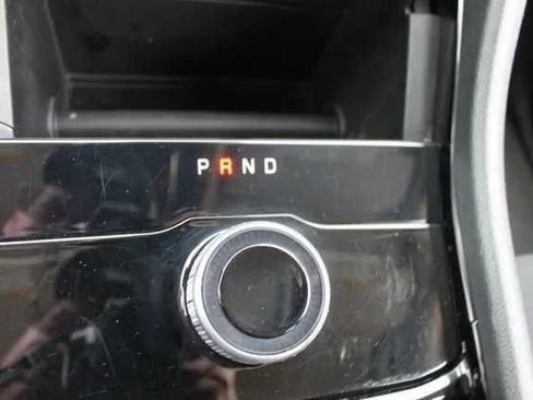 Used 2023 Jeep Grand Cherokee Laredo image 21