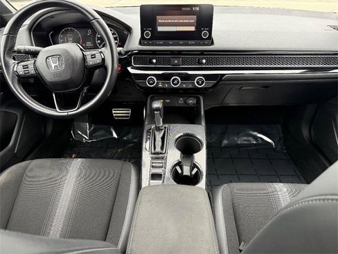 Used 2023 Honda Civic Sport image 11