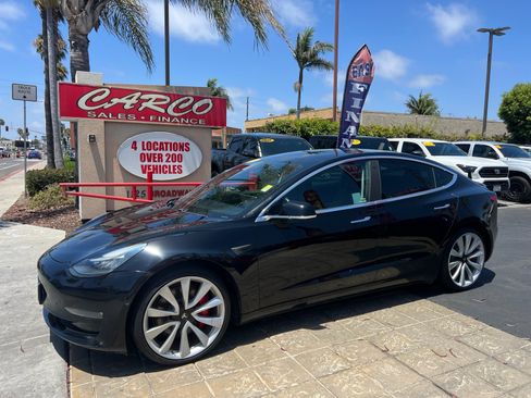 Used 2019 Tesla Model 3 Long Range AWD/4WD image 5