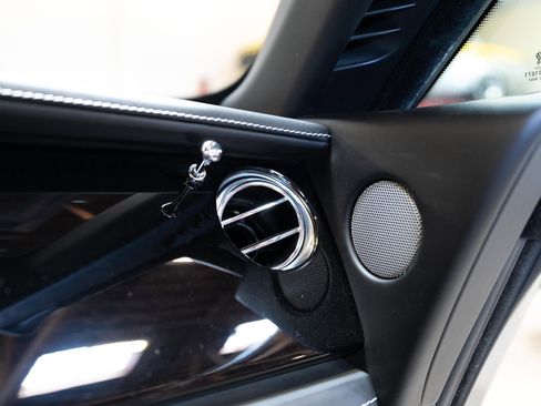 Used 2020 Rolls-Royce Dawn image 83