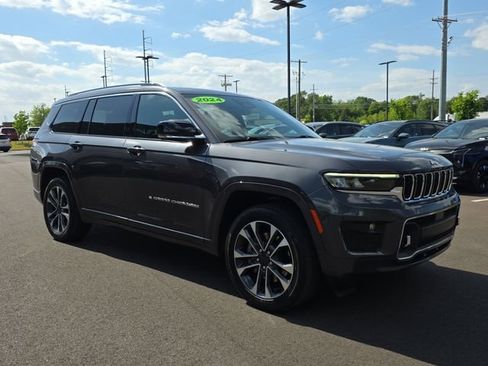 Used 2024 Jeep Grand Cherokee L Overland w/ Rear Seat Video Group I AWD/4WD image 7