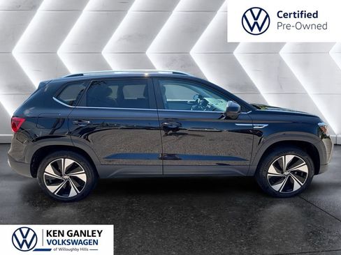 Used 2024 Volkswagen Taos SE AWD/4WD image 6