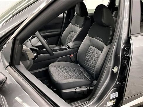 New 2026 Nissan Kicks SV AWD/4WD image 10