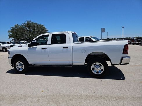 New 2026 RAM 2500 Tradesman AWD/4WD image 3