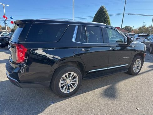 Used 2023 GMC Yukon SLT image 4