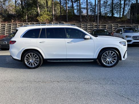 Certified 2025 Mercedes-Benz GLS 580 4MATIC image 5