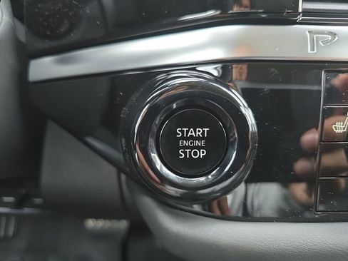 New 2026 Nissan Pathfinder SL FWD image 30