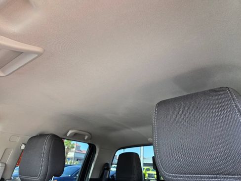 Certified 2024 Nissan Frontier SV w/ SV Convenience Package RWD image 11