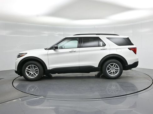 New 2026 Ford Explorer Active RWD image 27