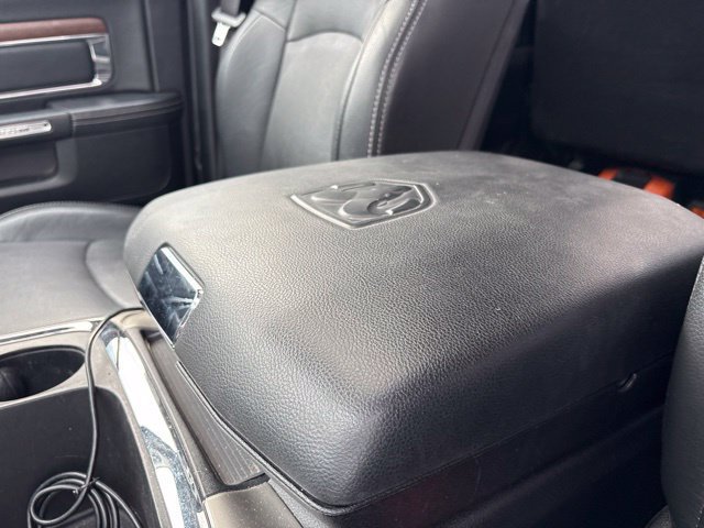 Used 2016 RAM 1500 Laramie w/ Convenience Group AWD/4WD image 24