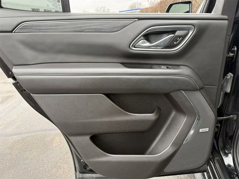 Used 2021 GMC Yukon SLT w/ SLT Luxury Plus Package image 33