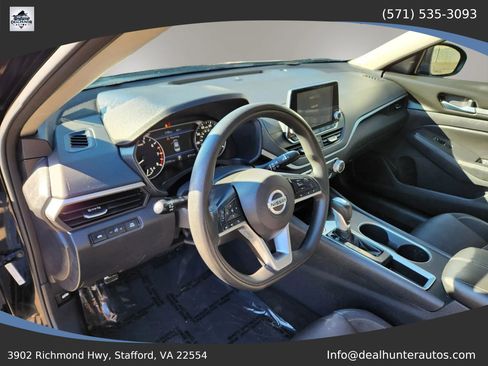 Used 2022 Nissan Altima 2.5 SV FWD image 23