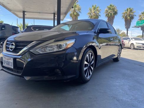 Used 2018 Nissan Altima 2.5 SL FWD image 7