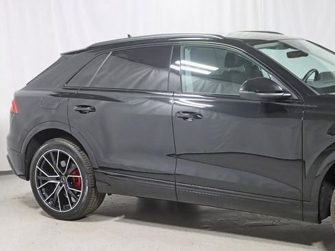 Used 2023 Audi Q8 Premium Plus AWD/4WD image 3