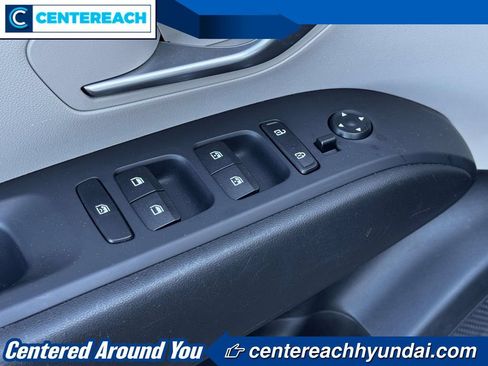 Used 2023 Hyundai Tucson SEL AWD/4WD image 16