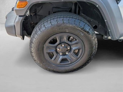 Used 2024 Jeep Wrangler Sport AWD/4WD image 21