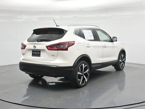 Used 2020 Nissan Rogue Sport SL w/ Premium Package FWD image 30