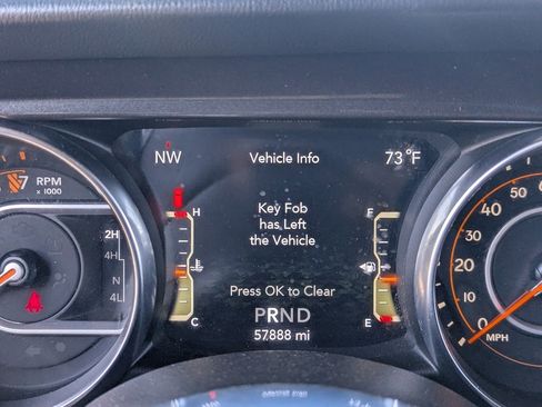 Used 2019 Jeep Wrangler Unlimited Sahara image 29