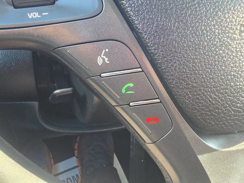 Used 2016 Kia Forte LX image 18