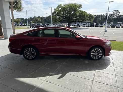 Used 2021 Honda Accord EX-L image 10