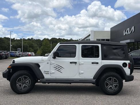 Used 2020 Jeep Wrangler Unlimited Sport S AWD/4WD image 32
