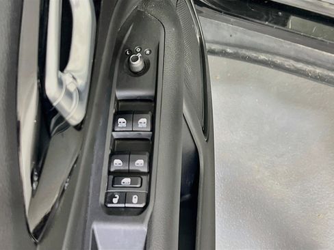 Used 2022 Jeep Compass Trailhawk AWD/4WD image 17