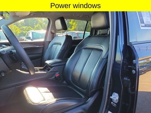 Used 2023 Jeep Grand Cherokee L Limited w/ Luxury Tech Group II AWD/4WD image 24