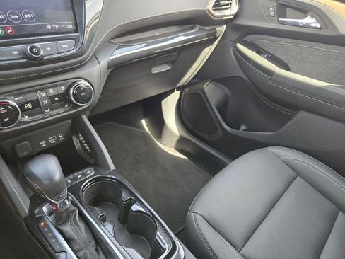 Certified 2023 Chevrolet TrailBlazer ACTIV w/ Convenience Package image 14