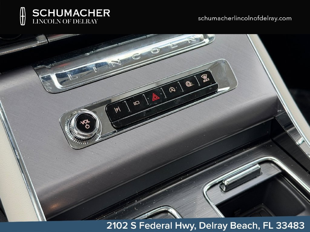 New 2027 Lincoln Aviator AWD image 21