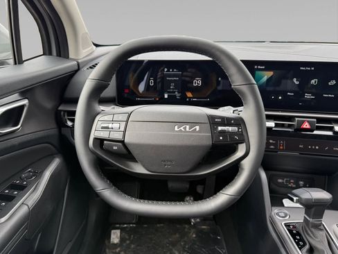 New 2026 Kia Sportage EX image 12
