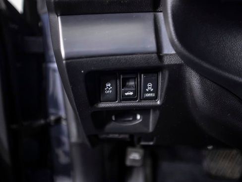 Used 2012 INFINITI G37 x w/ Premium Pkg image 37