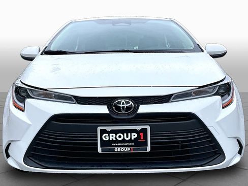 Used 2024 Toyota Corolla LE FWD image 4
