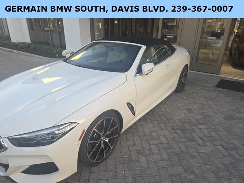 Used 2022 BMW M850i xDrive Convertible image 9
