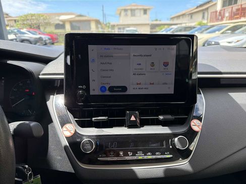 Used 2024 Toyota Corolla LE FWD image 16