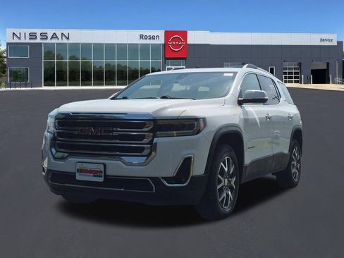 Used 2023 GMC Acadia SLT AWD/4WD image 7