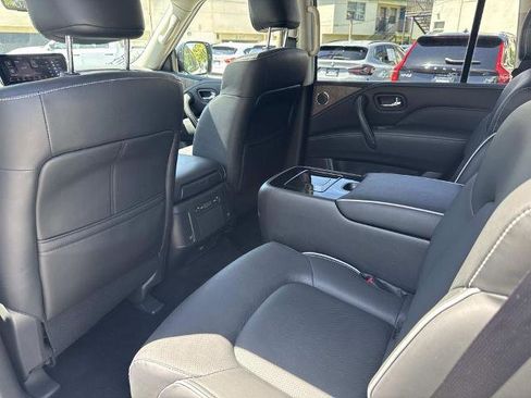Certified 2024 INFINITI QX80 Premium Select w/ Cargo Package RWD image 10