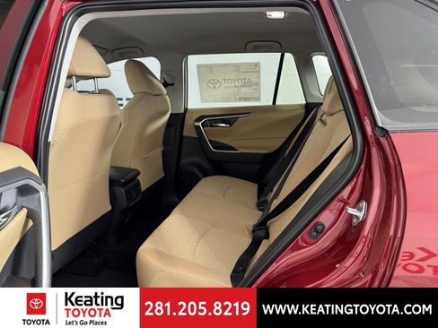 New 2025 Toyota RAV4 XLE image 6