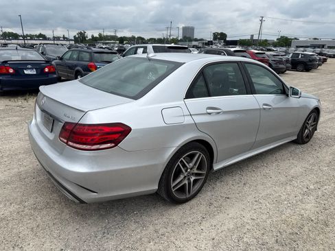 Used 2014 Mercedes-Benz E 350 4MATIC Sedan image 3